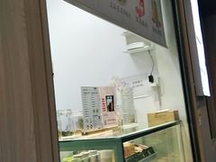 面包甜点陈列柜-花城酸奶碗(花都骏威广场店)