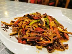-小厨子私房菜·云南美食店