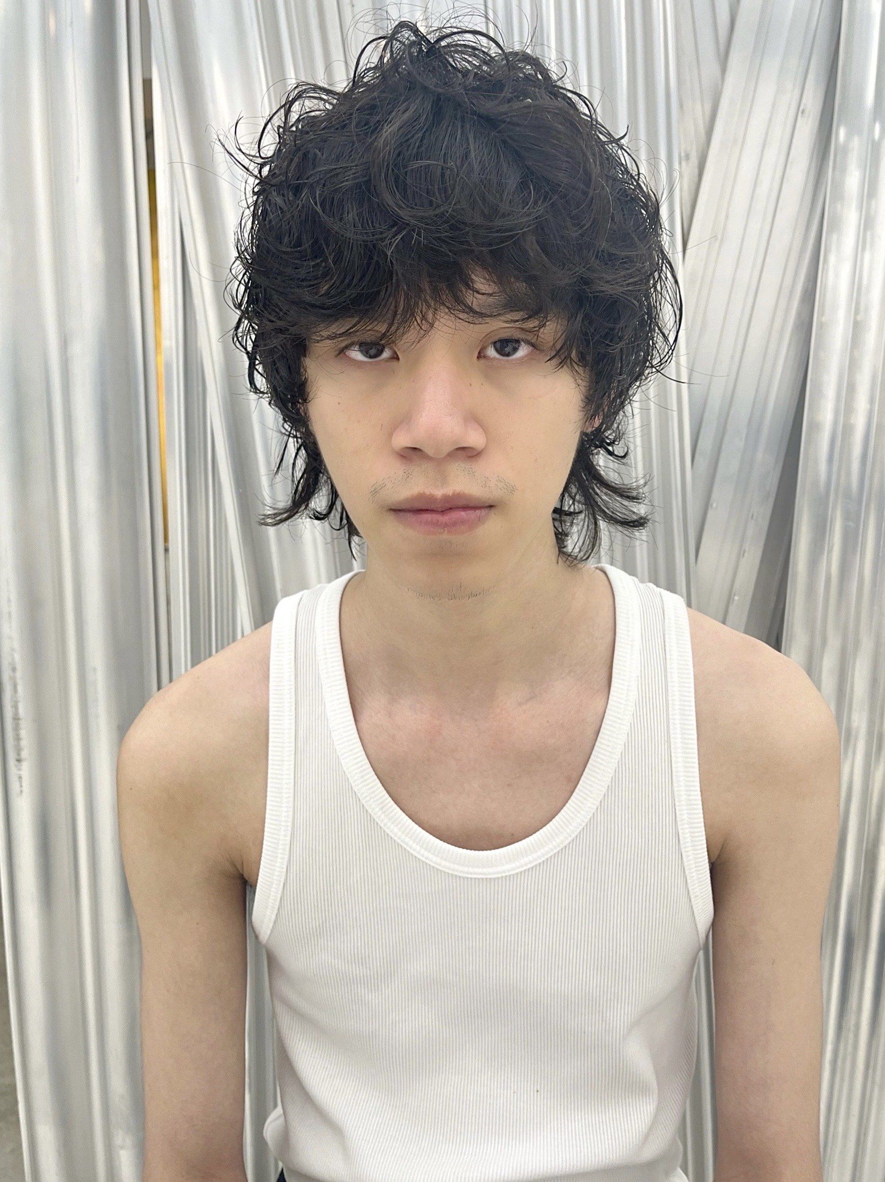 时尚的男士烫发!我是在上海的日本人发型师