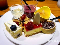 -怡咖啡海鲜自助餐厅(浦东香格里拉店)