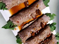 薄荷牛肉卷-滇越乘象云南餐厅(豆各庄店)