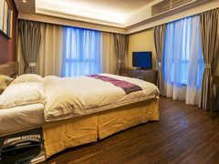 -深圳星河丽思卡尔顿酒店