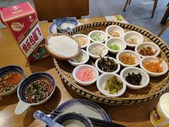 -包整·丝娃娃(一览甲秀楼风景店)