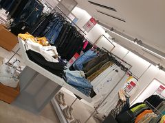 -ZARA(大上海时代广场店)
