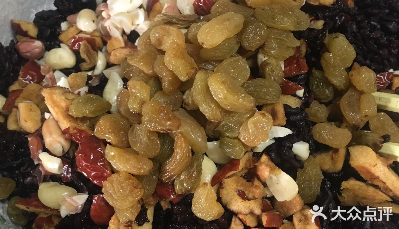 炒鸡好吃的粘豆包～