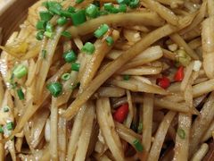 -俏湘厨•地道湘菜(建华南路店)