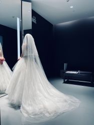 -Vera Wang婚纱礼服旗舰店