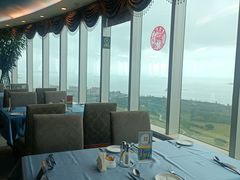 靠窗位-黄金海景大酒店-旋转餐厅