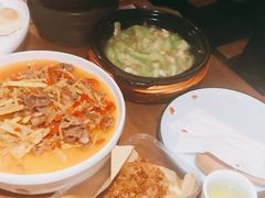 -九锅一堂酸菜鱼(新南凯德直营店)