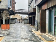 -扬州东关街文昌阁桔子水晶酒店