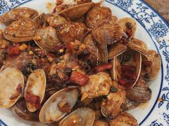 -江城燕子大排档(江汉路步行街店)