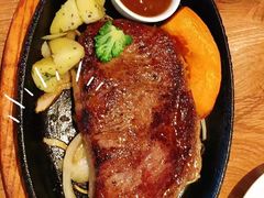 -玛格萝妮(汇智国际商业中心店)