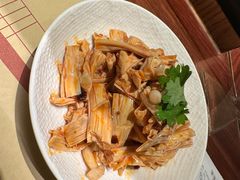 -荣家黄鱼面(前滩太古里店)
