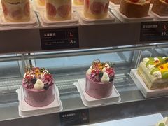 -罗森尼娜(德思勤店)
