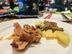 -岷山饭店-芝芝自助餐厅