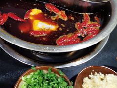 -彭三老火锅(枣子岚垭正街店)