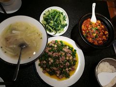 -万重锦·人文川菜馆(骡马市店)