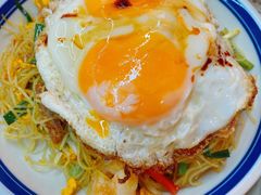 -瑞虹新天地月亮湾