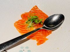 三文鱼温泉蛋配鱼子-Solo(衡山路店)