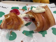 波本威士忌树莓可颂-PAOPAO Bakery&Café(港汇店)