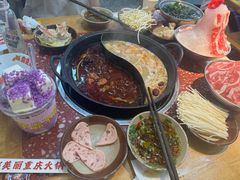 -赵美丽·重庆社区火锅·直营店(火车东站·中豪国际店)