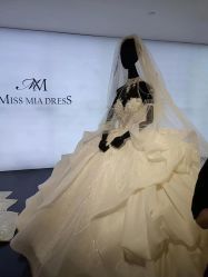 -MISS MIA 婚纱品牌馆