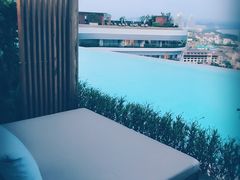 -瑰丽酒店·海吧·天际下午茶·现场DJ·天台酒吧