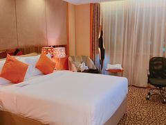 -北京丽亭华苑酒店