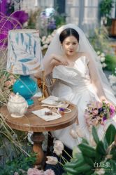 -Lady  Jane高端婚纱礼服馆