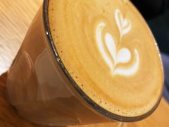 澳白-大酉·M Coffee(北京美术馆店)
