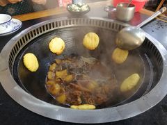 小鸡炖蘑菇-炮爷东北铁锅炖(棠安路店)