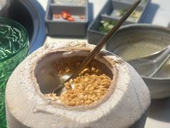-喃喃椰·糟粕醋·椰子鸡火锅(七堡花园店)