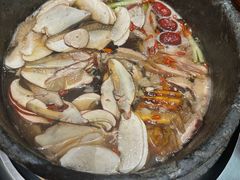 -蘑界·野生菌火锅(深业上城店)