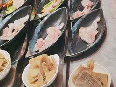 -新艺自助美食城(中山路店)