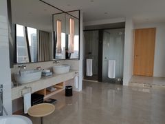 -国际青年会议酒店