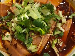 -拈签一笑黄牛肉辣卤串串