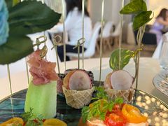 -Oasis Bar & Grill