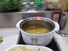 -百品聚旋转火锅(万德庄店)