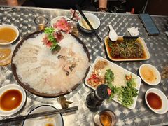 -官塘鱻鱻鱼生·潮汕生腌·砂锅粥(西马路总店)