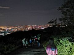 -鬼笑石后山停车场