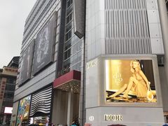 -Dior迪奥(上海世茂广场店)