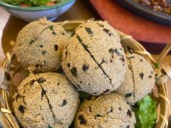 -包整·丝娃娃(一览甲秀楼风景店)