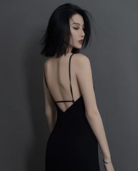 -变画·发型STUDIO