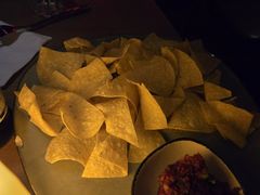-FOUR PLAY BAR