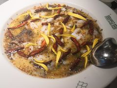 老坛麻辣酸菜鲈鱼-渔语鱼酸菜鱼新川菜(来福士店)