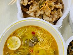 酸汤肥牛-北李妈妈菜·虾爬子大锅贴(贵和店)