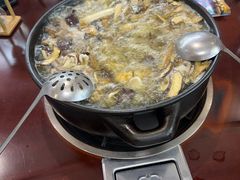-菌之家·专业纯野生菌火锅·特色炒菌