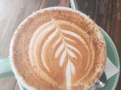 招牌海盐榛果拿铁-MIKAKU(万达广场上海宝山店)