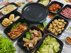 -胡悦里韩式烤肉(芝罘万达广场店)