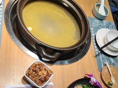-一朵菌·野生菌探索家火锅(南亚店)